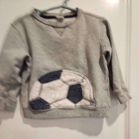 Boys 3T Sweatshirt Crew Neck Long Sleeve Gray Soccer Ball Top FIFA Football - Picture 5 of 16